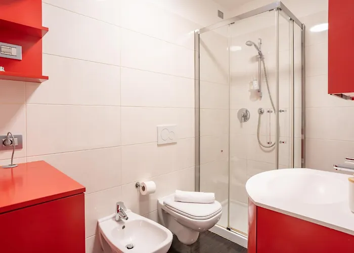 Center - Authentic Yet Modern Retreat Lecco