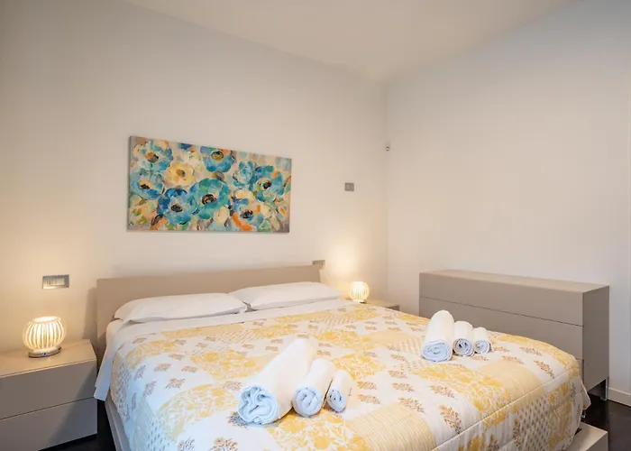 Daire Center - Authentic Yet Modern Retreat