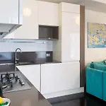 Daire Center - Authentic Yet Modern Retreat Lecco